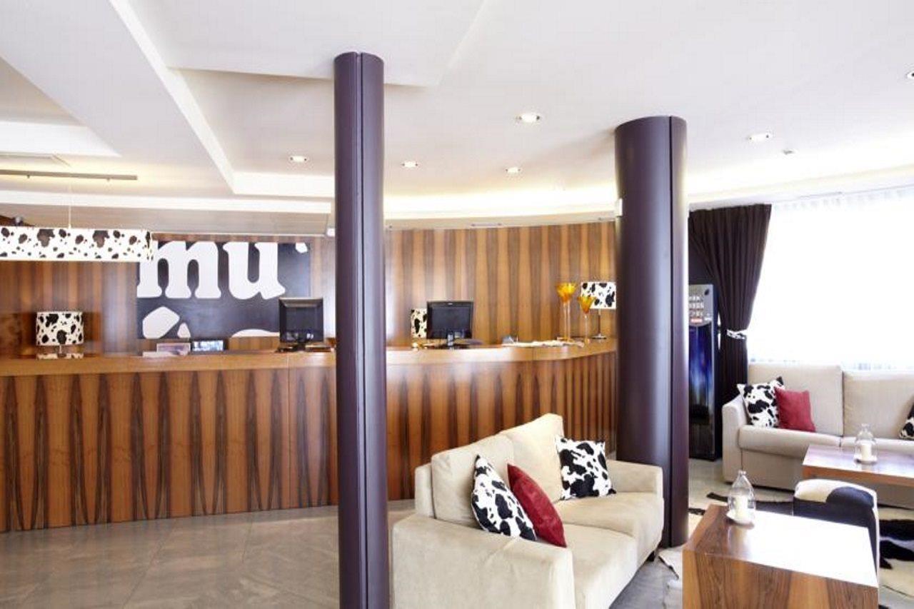 Hotel Mu La Cortinada Eksteriør billede