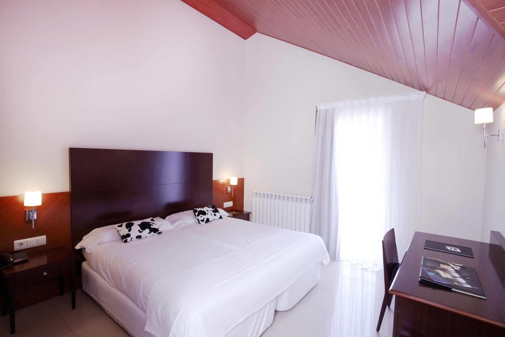 Hotel Mu La Cortinada Værelse billede